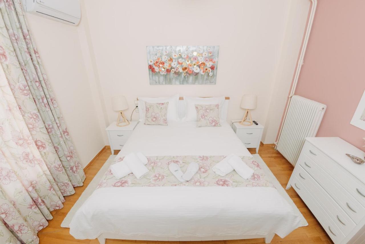 Best House, Psila Alonia Square Luxury, Patra ภายนอก รูปภาพ